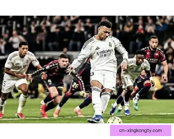 老佛爷牵手FIFA伯纳乌决赛