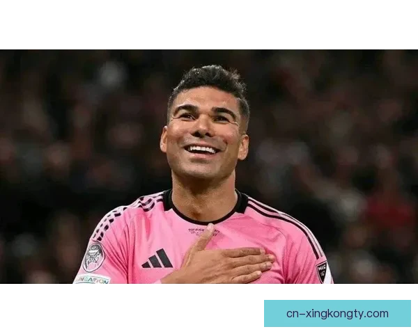 曼联锁定五千万铁腰引援替奥纳纳